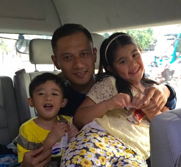 Aira, Gadis Kecil Kesayangan Ayah Agus Yudhoyono