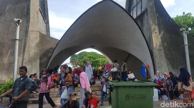 Libur Natal, 24 Ribu Orang Kunjungi Kebun Binatang Ragunan