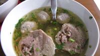 Kalau Lagi di Bogor, Enaknya Jajan Bakso di 6 Tempat Ini