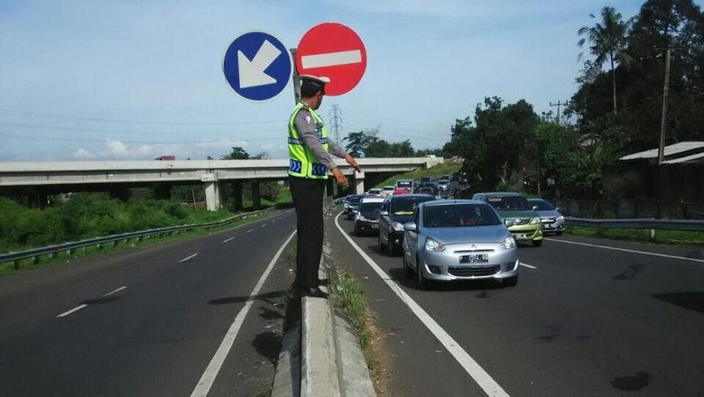 Kondisi jalanan puncak Foto: Dok. Satlantas Polres Bogor Kondisi jalanan puncak Foto: Dok. Satlantas Polres Bogor