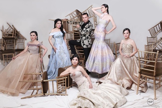 Artis Titi Kamal juga memiliki geng yang dinamai Gajebo. Titi Kamal dan gengnya sudah bersama selama 15 tahun. Foto: Dok. Instagram