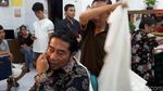 Before-After Sandiaga dan Lulung Potong Rambut di Ko Tang Glodok