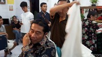 Lulung mempertahankan gaya rambut andalannya, belah tengah. Foto: Faiq Hidayat/detikcom