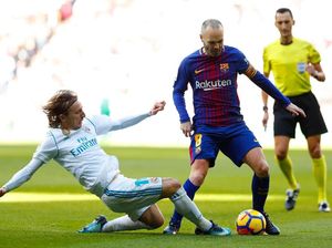 Barca Unggul Jauh dari Madrid, Iniesta: Kompetisi Masih Panjang