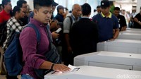 Pada tahap awal uji coba operasional 26 Desember 2017 sampai 1 Januari 2018 diberlakukan tarif promosi Rp 30.000. Sedangkan mulai tanggal 2 Januari 2018 rencananya akan diterapkan tarif Rp 70.000.