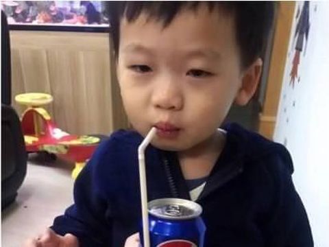 Upaya Ibu Atasi Anak yang Sulit Minum  Obat  dengan Soft Drink