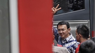 Ahok Tumbang di Panggung Politik, Kalah di Pengadilan