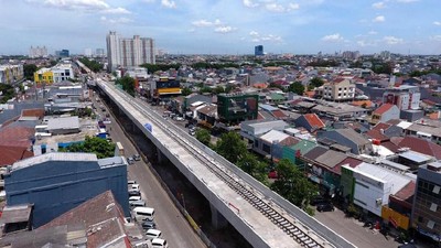 Melihat Proyek LRT Jakarta Velodrome-Kelapa Gading di Penghujung 2017