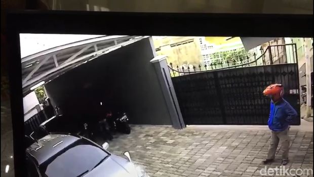 Terekam CCTV, Begini Aksi Pencuri Sepeda Motor Sport di Matraman