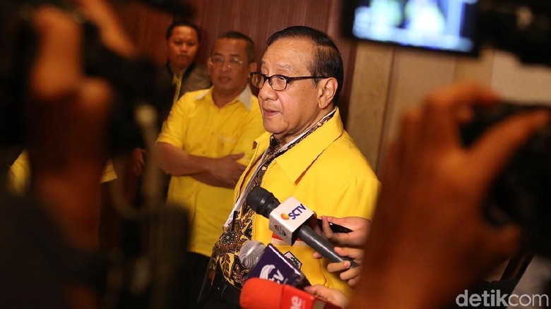 Kriteria Menteri Jokowi Bagi Akbar Tandjung: Berintegritas-Kompeten Kriteria Menteri Jokowi Bagi Akbar Tandjung: Berintegritas-Kompeten