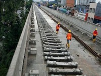 Sandiaga Uno Bertemu Ratu Prabu Bahas LRT Jakarta Rp 320 T