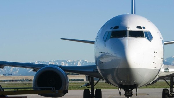 Lebih Parah dari Jakarta, di China Ada yang BAB di Lantai Pesawat