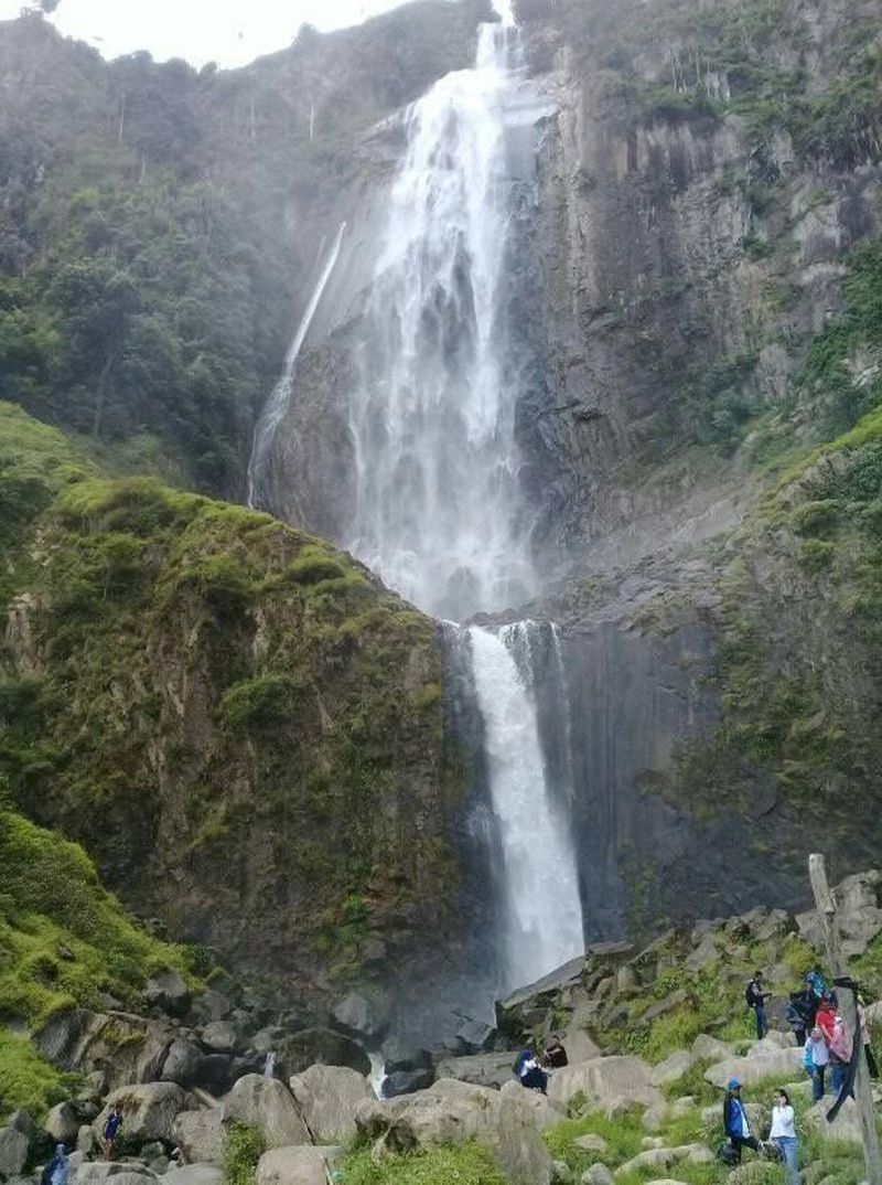 200 Gambar Air Terjun Di Indonesia HD Paling Baru Infobaru