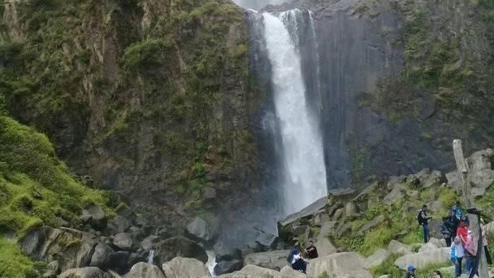 Air Terjun Sigura gura