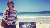 i lain kesempatan, Jennifer justru malah bersyukur karena gagal liburan ke pantai. Alasannya karena pantai di Byron Bay, Australia ini ditutup gara-gara serangan hiu. Kebetulan Jennifer juga takut terhadap hiu. Wah, untung kamu Jen! (Instagram/@jenniferkgates)