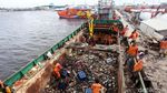 Begini Tumpukan Sampah dari Laut Utara Jakarta