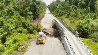 Dengan bertambah panjang jalan Trans Papua yang akan dibuka, kini tersisa 366,20 km lagi yang akan dibuka menuju tahun 2019. Pool/PUPR.