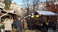 Atas undangan Atout France, detikTravel bersama amwak media baru-baru ini menjelajahi Prancis dari Nice sampai paris. Tak ketinggalan, mampir ke Pasar Natal di beberapa kotanya (Afif Farhan/detikTravel)
