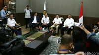 Jonan mengatakan, tidak naiknya tarif tersebut dengan mempertimbangkan daya beli masyarakat.