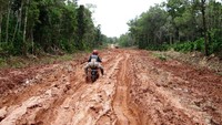 Pada akhir 2019 targetnya jalan yang belum tembus sepanjang 366 km akan tersambung. Pool/PUPR.