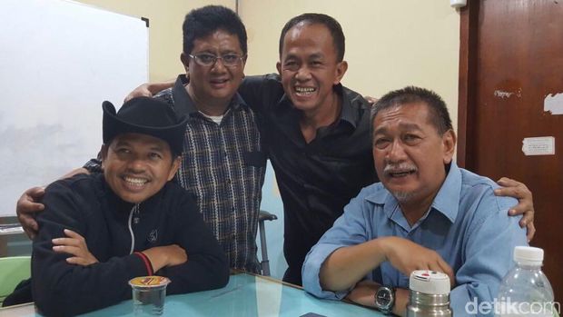 Deddy-Dedi ini, yakni Ketua DPD Demokrat Jabar Irvan Suryanegara dan Sekretaris DPD Golkar Jawa Barat Ade Barkah. 