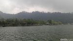 Foto: Wisata ke Telaga Ngebel, Jangan Lupa Jajan Ketan
