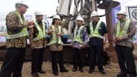 Hadir juga Direktur Utama PT. Pembangunan Perumahan (Persero) Tbk Tumiyana, Direktur Utama PT. Bank Rakyat Indonesia (Persero) Tbk  Suprajarto, Komisaris Utama BRI Andrinof A. Chaniago, Jaksa Agung Muda Bidang Intelijen (Jamintel) Jan Samuel Maringka, Kepala  Pusat Keuangan (Kapuskeu) Mabes Polri Brigjen Bambang Ghiri. Foto: dok. BRI