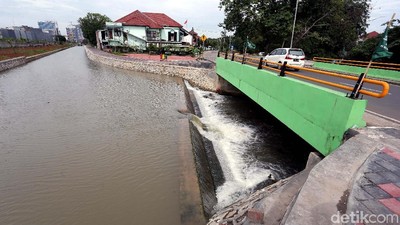 Kawasan Jalan Kemakmuran Bekasi Kini Tampil Beda