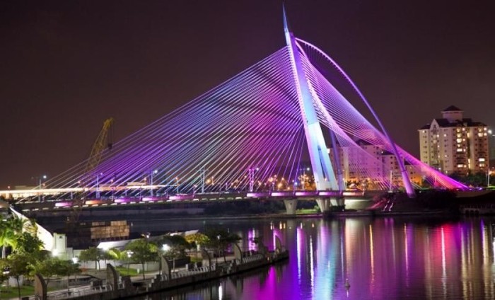 Jembatan di Putrajaya, Malaysia