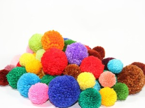 Aneka Ide Bermain dengan Pom Pom untuk Balita