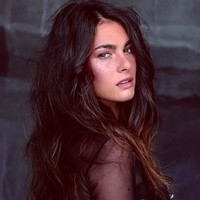 Meskipun begitu, belum ada pernyataan resmi baik dari Rossi dan Francesca untuk menanggapi komentar terkait kedekatan mereka. Foto: Instagram