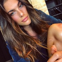 Sosok Francesca mencuri perhatian saat hadir dalam ajang yang diselenggerakan oleh Valentino Rossi, 100 KM of the Champions pada 16-17 Desember 2017 di Tuvullia, Italia. Foto: Instagram