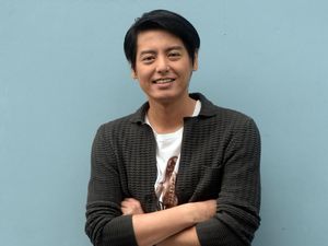 Roger Danuarta Salah Tingkah Tanggapi Kabar Dapat Restu Orang Tua Cut Meyriska