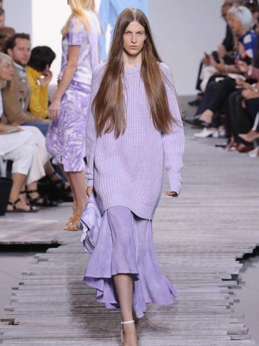 Fashion People Perlu Tahu 5 Warna yang Bakal Tren di 2018