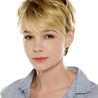 Penampilan Carey mulligan memang terlihat baby face meski ia berambut panjang. Namun ia mengubah gaya rambutnya menjadi pixie cut membuat penampilannya tampak semakin imut. Foto: Instagram, ist