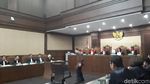 Diizinkan Hakim Cek Kesehatan, Begini Kondisi Novanto Saat Sidang