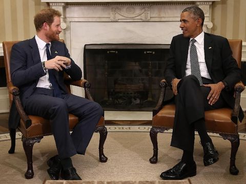 Pangeran Harry dan Presiden ke-44 AS berbincang di Gedung Putih 2015 silam.