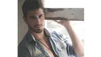 Ternyata sebelum menjadi penjaga subway, Guilherme pernah tinggal di China sebagai model. Sekarang dia juga menjadi model di Brazil. (guilhermeleaoficial/Instagram)