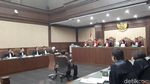 Diizinkan Hakim Cek Kesehatan, Begini Kondisi Novanto Saat Sidang