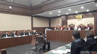 Setya Novanto hari ini menjalani sidang yang agendanya adalah jawaban jaksa atas eksepsi Novanto. (Foto: Faiq Hidayat/detikcom)