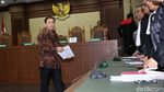 Senyum Khas Setya Novanto Usai Sidang