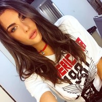 Pada beberapa posting-an foto di Instagramnya, Francesca kerap kali berpenampilan seksi. Foto: Instagram