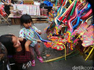 Soal Main Terompet di Tahun Baru dan Risiko Anak Kena Difteri