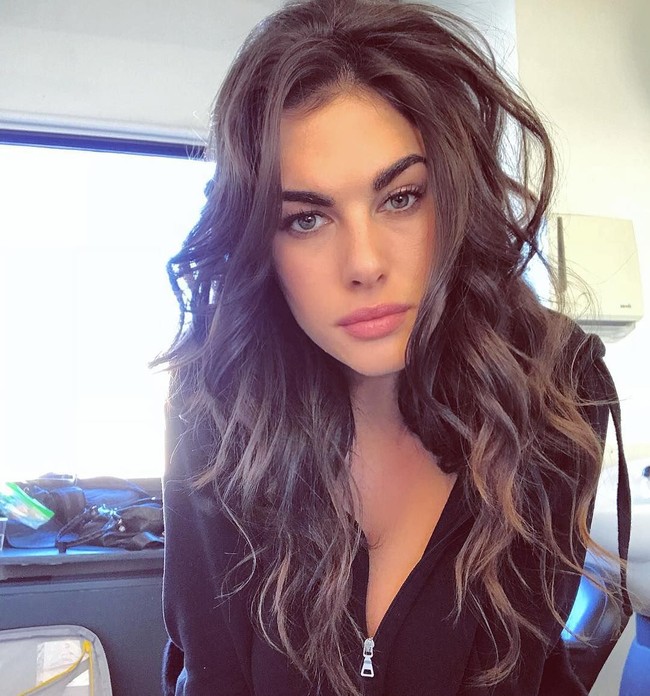 Sejumlah laporan di media lokal menyebut jika juara dunia tujuh kali MotoGP ini menjalin kedekatan dan memiliki hubungan khusus dengan Francesca. Foto: Instagram