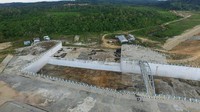 Bendungan Tanju bersama dengan Bendungan Mila akan berfungsi menyuplai kebutuhan irigasi seluas 3.939 Ha, suplai air baku sebesar 0,05m3 per detik dan pembangkit listrik sebesar 0,5 MW. Dok. Kementerian PUPR. Bendungan Tanju bersama dengan Bendungan Mila akan berfungsi menyuplai kebutuhan irigasi seluas 3.939 Ha, suplai air baku sebesar 0,05m3 per detik dan pembangkit listrik sebesar 0,5 MW. Dok. Kementerian PUPR.
