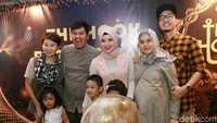 Indy Barends, Nycta Gina, Rizki Kinos turut hadir di acara tersebut. Pool/Palevi S/detikFoto.