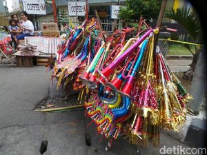 Bisakah Difteri Menular Lewat Terompet Tahun Baru? Ini Kata Dokter Paru