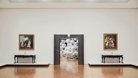 Ada 100 kepala tengkorak yang dipajang di dalam ruangan National Gallery of Victoria.  Foto: Sean Fennessey/ National Gallery of Victoria