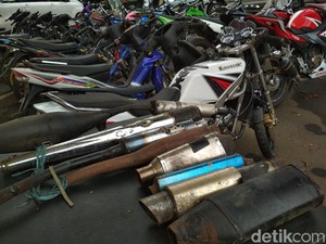 Puluhan Motor Berknalpot Brong Diamankan Polisi