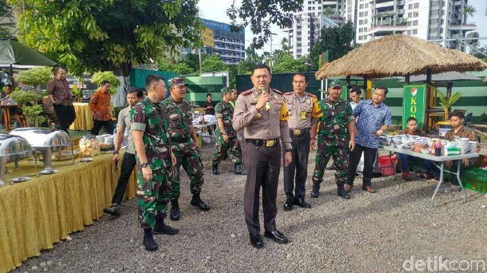 Begini Cara Polri-TNI di Jakarta Barat Jaga Kekompakan